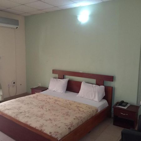 Weaver'S Hotel Abuja Exterior foto