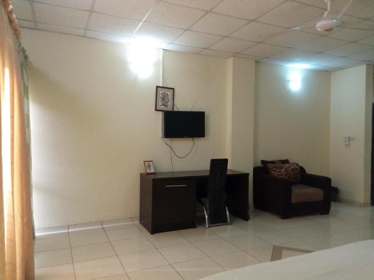 Weaver'S Hotel Abuja Exterior foto
